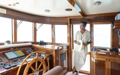 Private Yacht on the Bosphorus: Routes and Prices