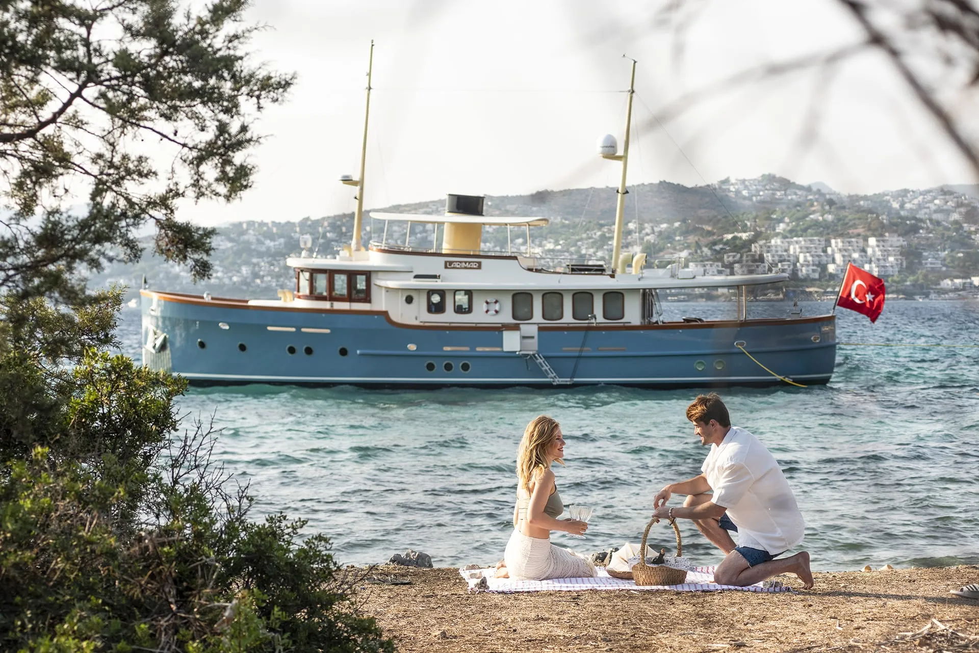 Luxury Bosphorus Cruise Istanbul