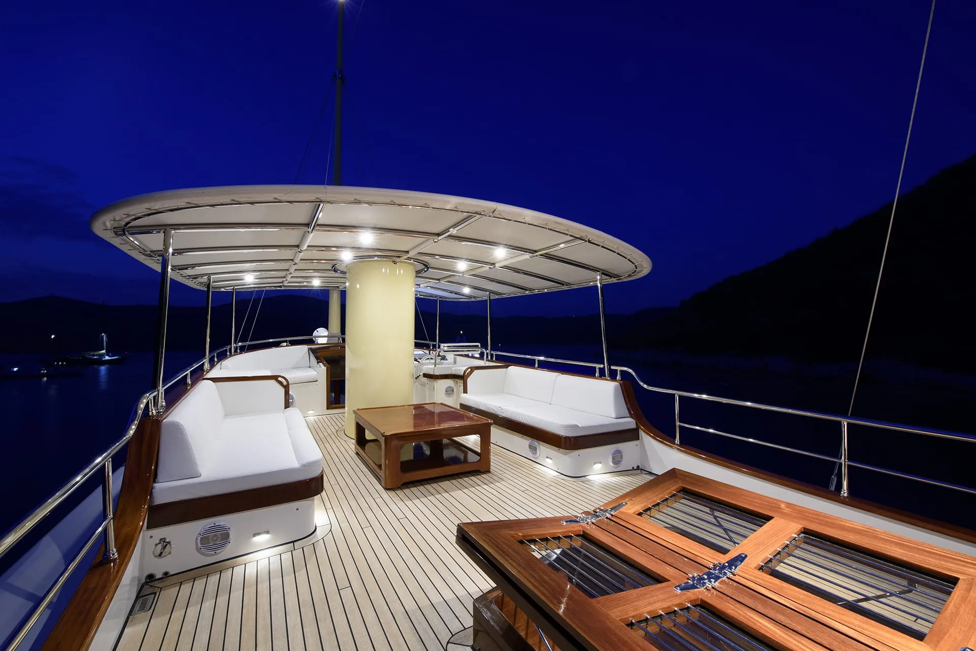 Private Bosphorus Boat Trip in Istanbul